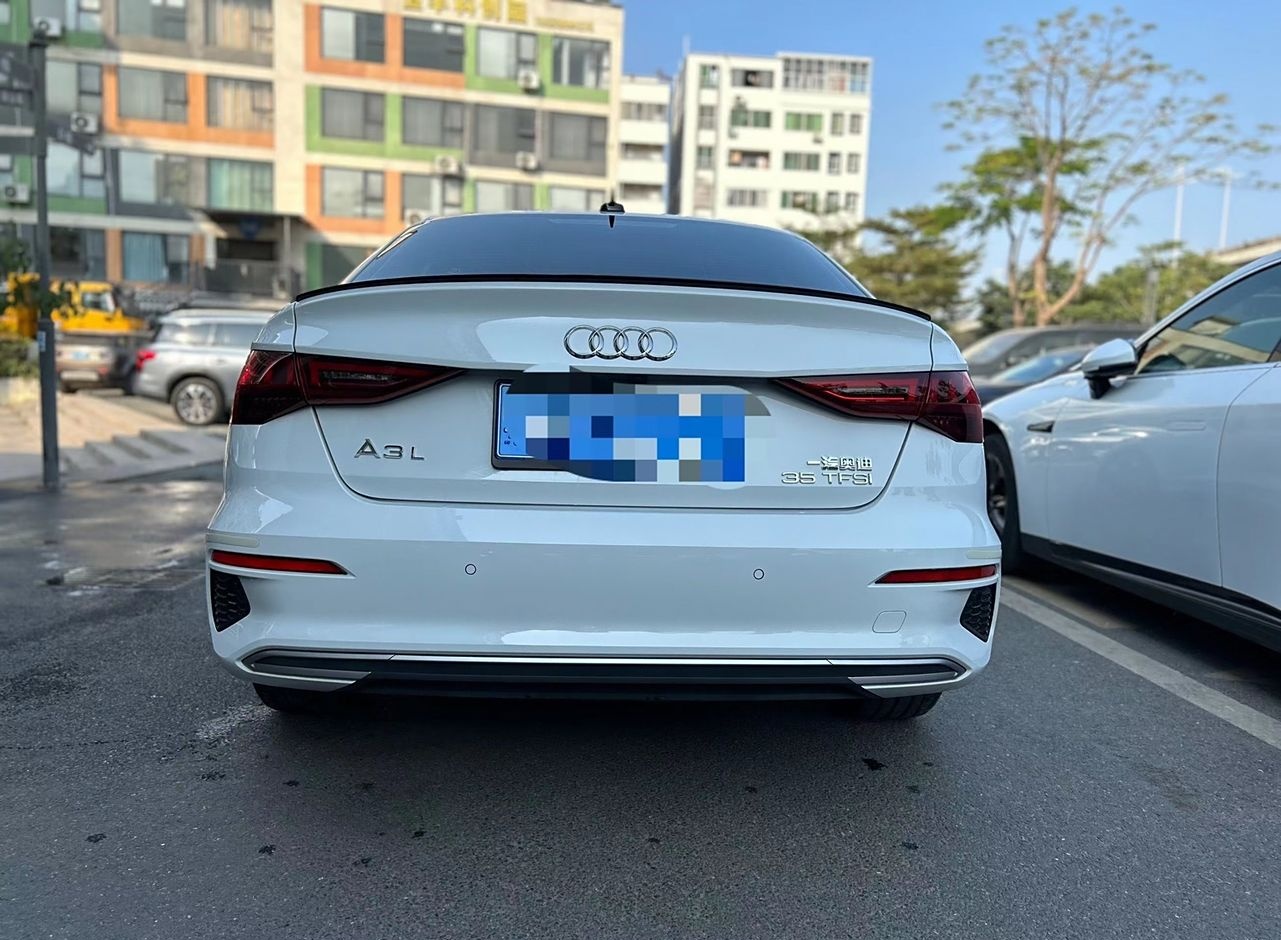 奥迪a3跟a3l(奥迪a3跟a3l的轮胎一样吗)
